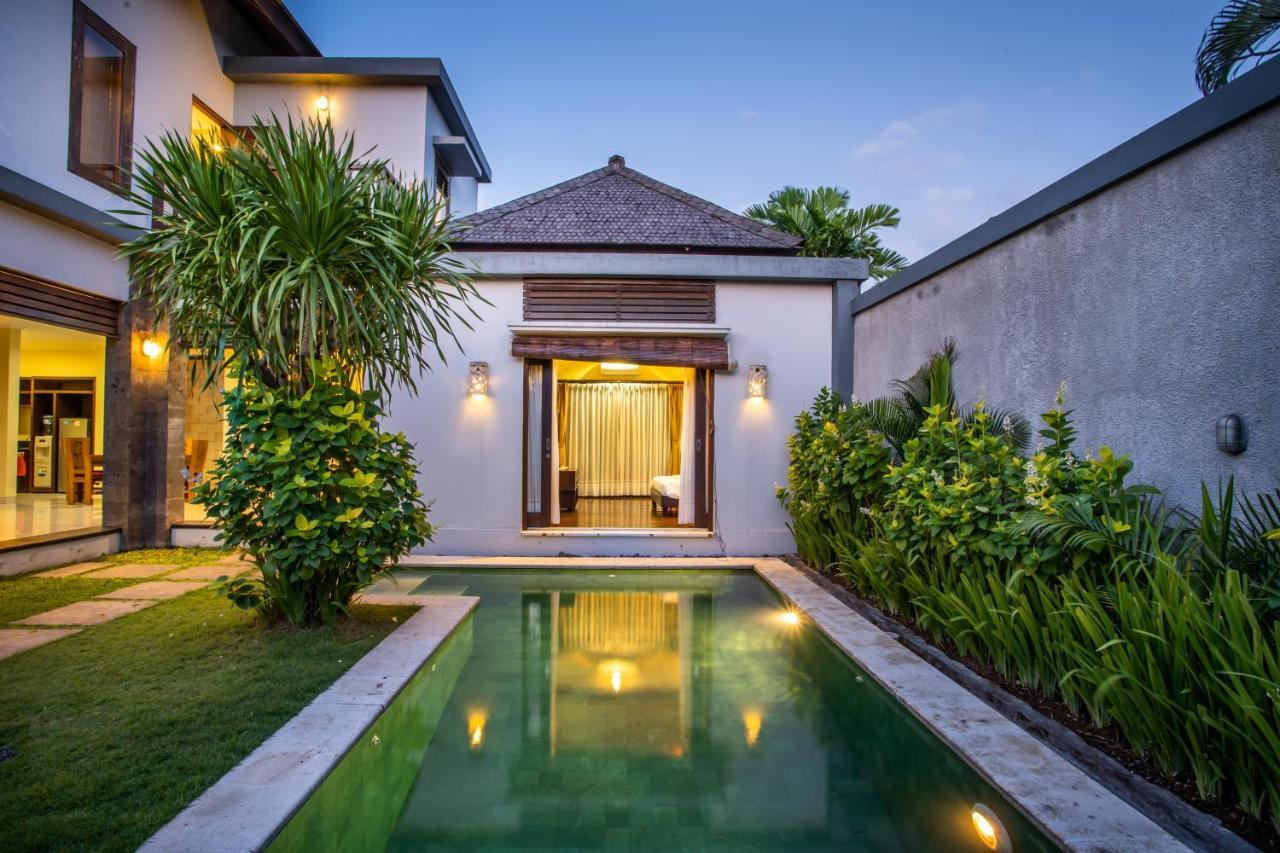Villa Nadya Seminyak Exterior foto